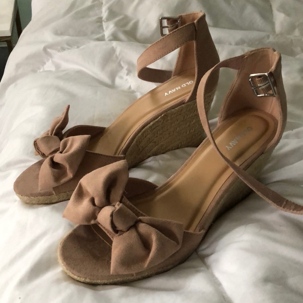Old navy wedges